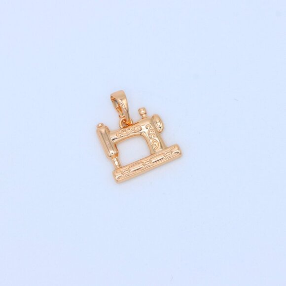 "Vintage Sewing Machine Rose Gold Pendant for Craft Lovers, XPPT1384 - Picture 11 of 13